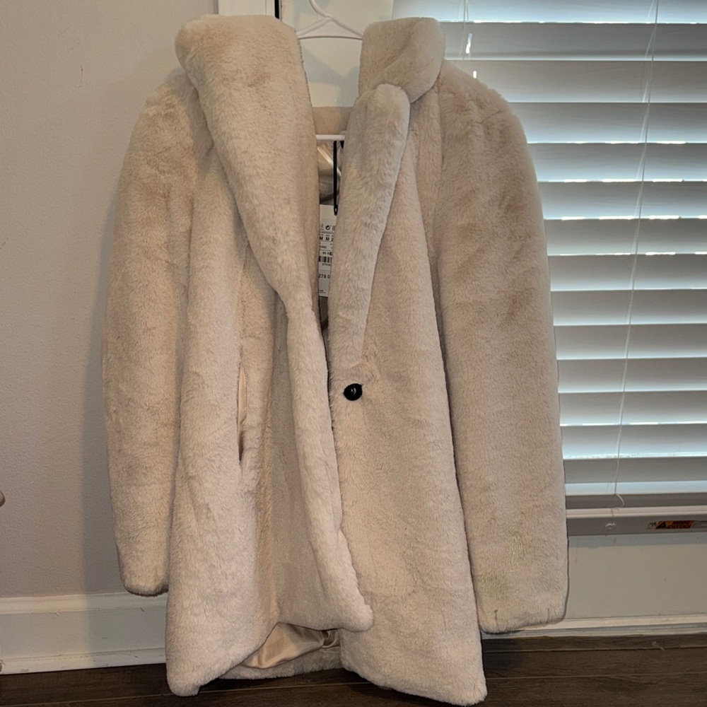 Pull&Bear Cream Teddy Jacket